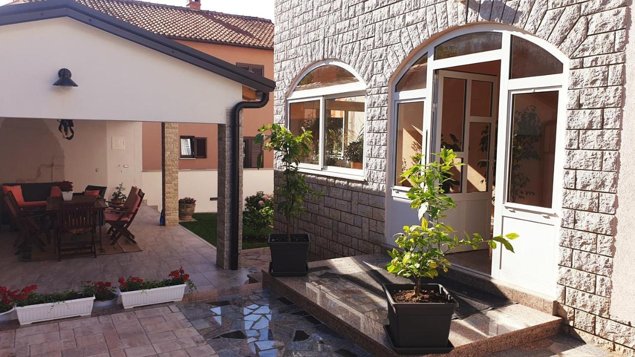 דירות פורץ House Maric מראה חיצוני תמונה