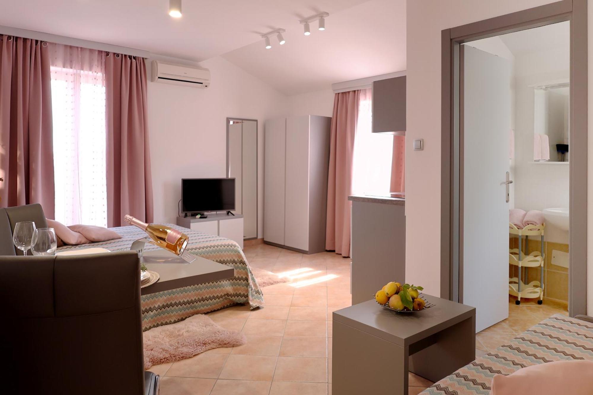 דירות פורץ House Maric מראה חיצוני תמונה