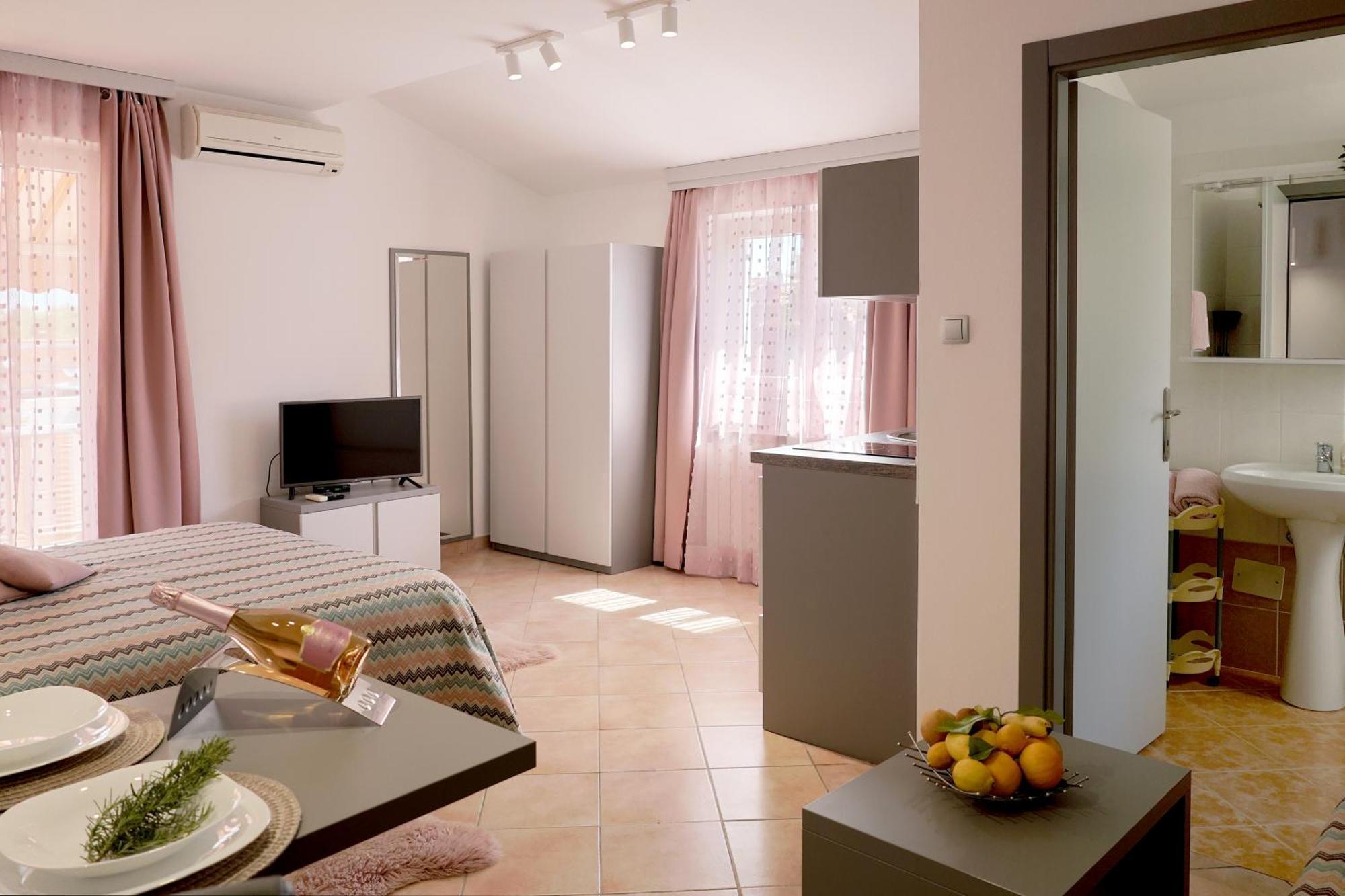 דירות פורץ House Maric מראה חיצוני תמונה
